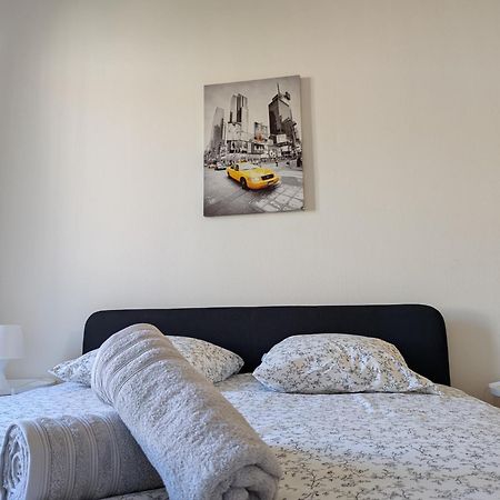 Le Mirage - Appartement 2 Chambres, Salon, Cuisine Equipee, Parking Et Wifi Gratuit Mulhouse Buitenkant foto