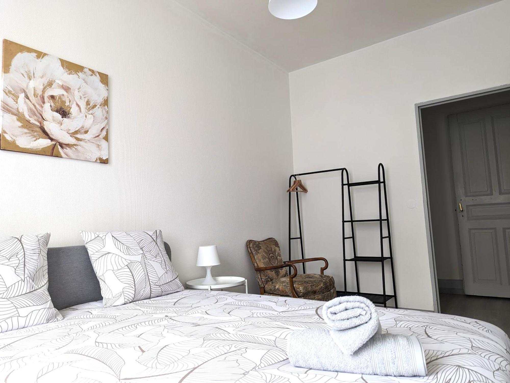 Le Mirage - Appartement 2 Chambres, Salon, Cuisine Equipee, Parking Et Wifi Gratuit Mulhouse Buitenkant foto
